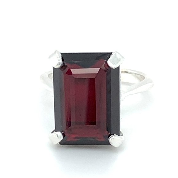 Pyrope 15.60ct Platinum Solid Silver Ring - Picture 1 of 6